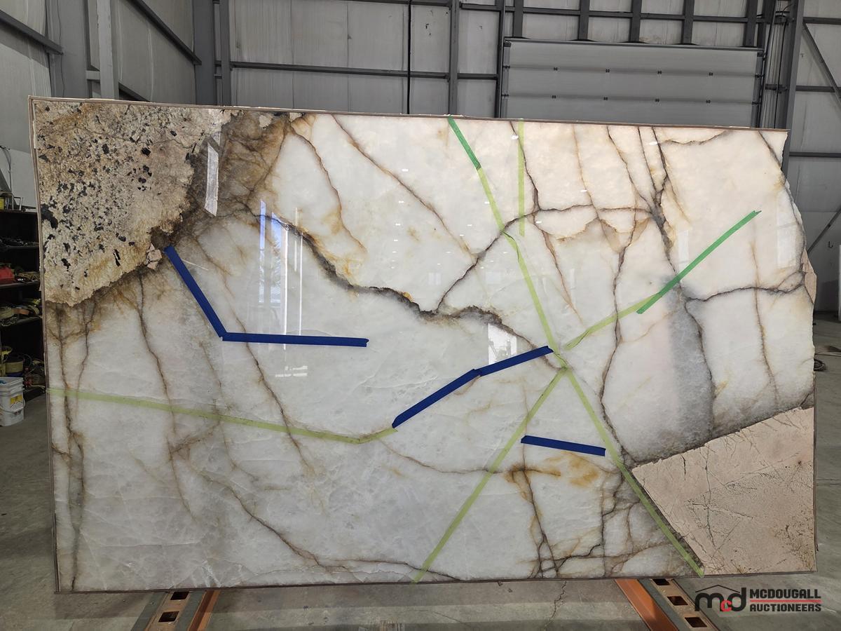 Patagonia Quartzite 2cm (Slab with fissures)